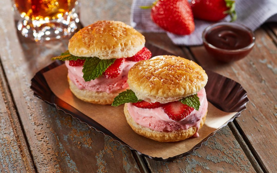 Strawberry Ice Cream Sliders